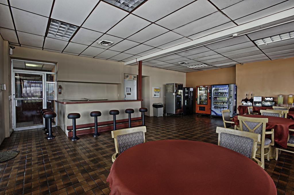 Bayview Inn And Suites Atlantic City Exterior photo